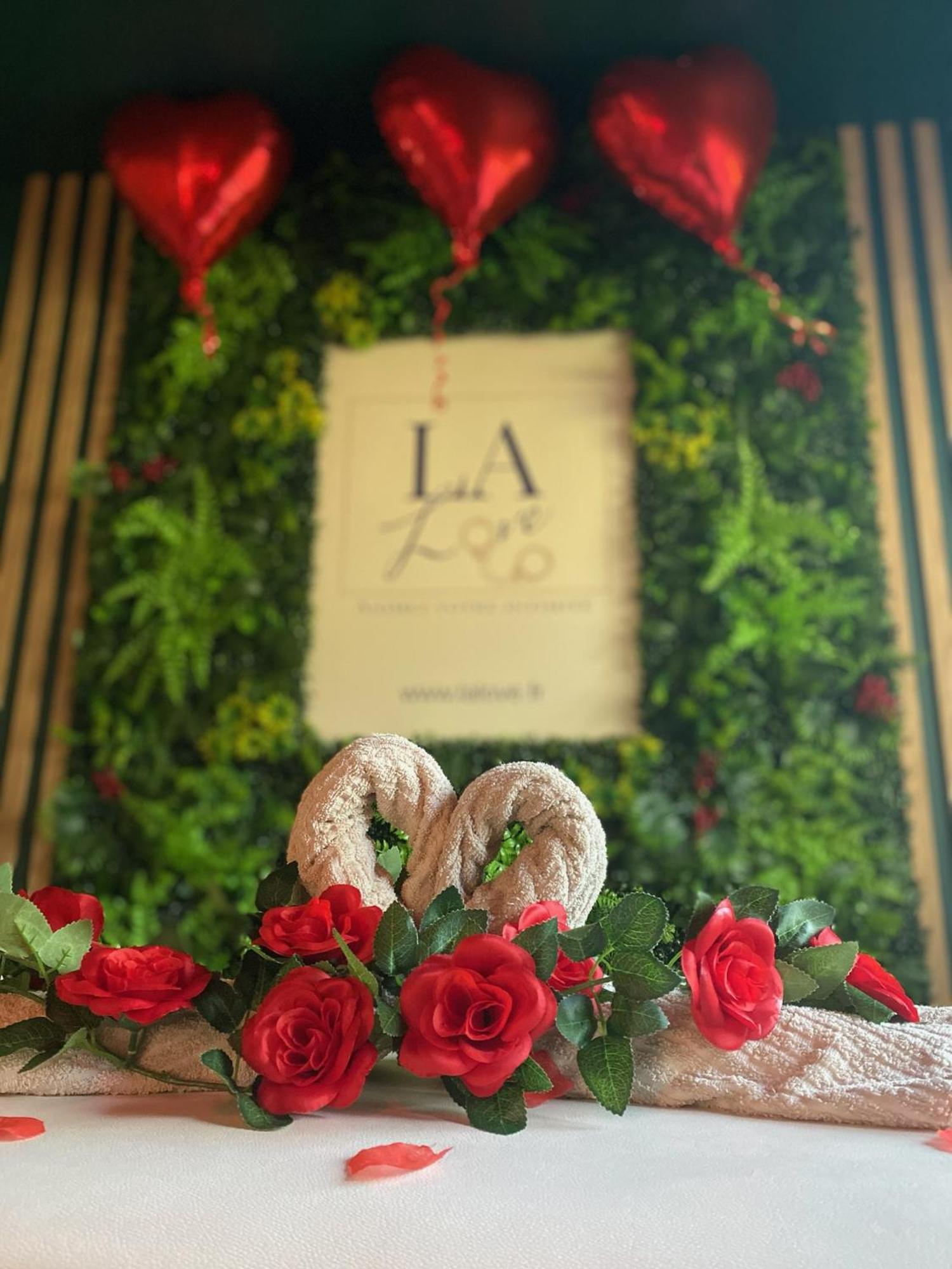 La - Love hôtel